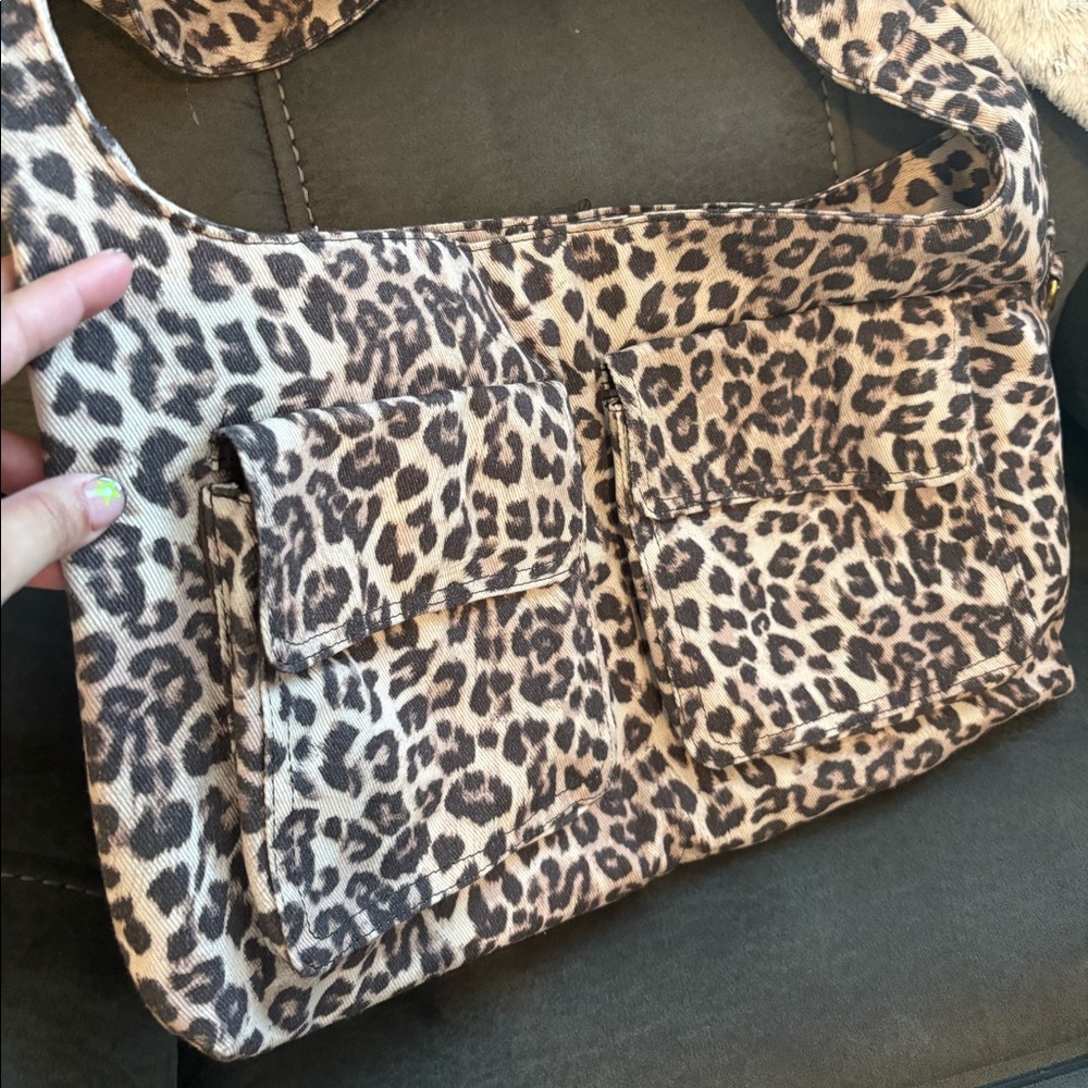 American Eagle hobo shoulder bag - Picture 2 of 3